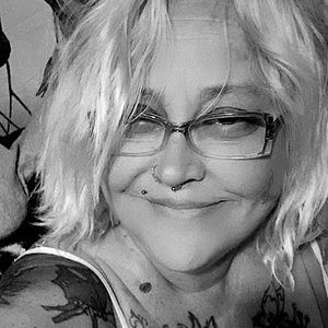 Meet your Posher, Becky